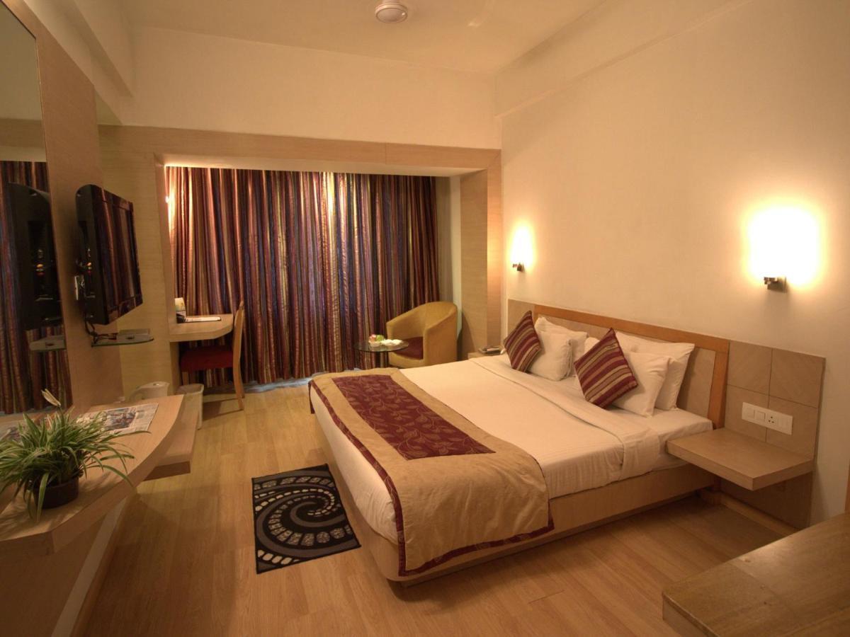 Ira By Orchid Bhubaneswar Exterior foto