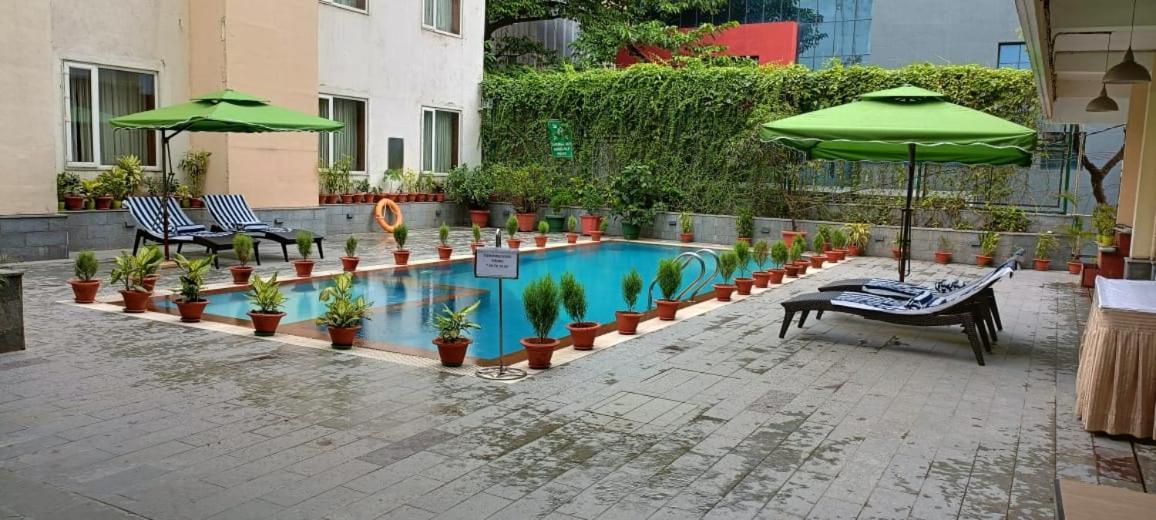 Ira By Orchid Bhubaneswar Exterior foto