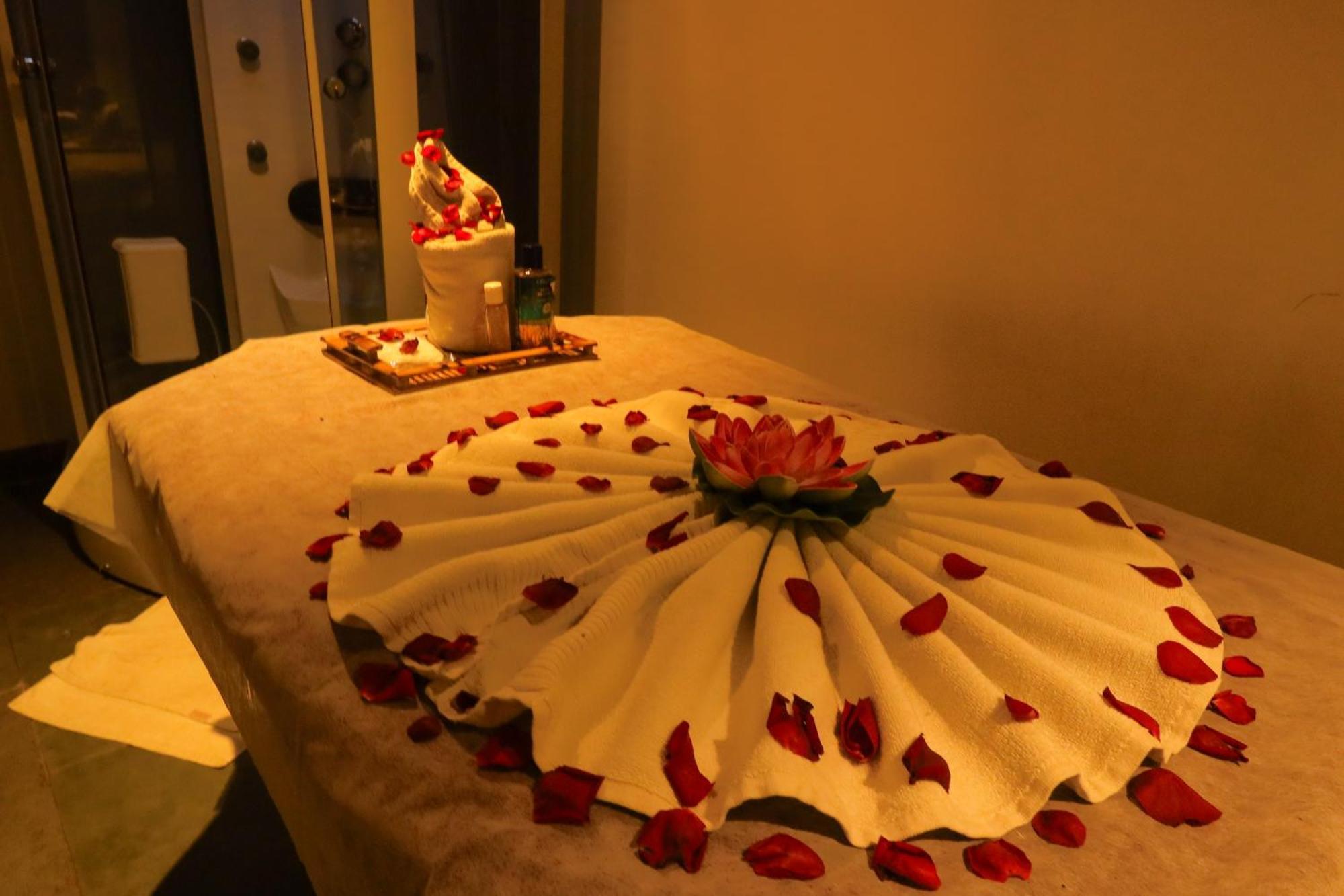 Ira By Orchid Bhubaneswar Exterior foto