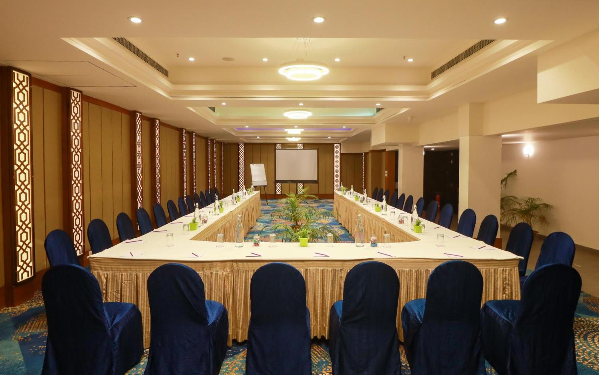 Ira By Orchid Bhubaneswar Exterior foto