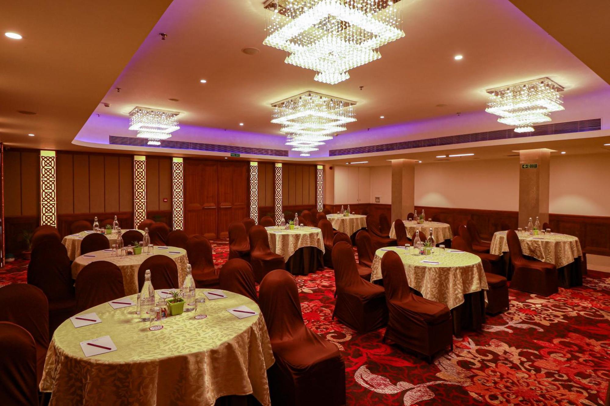 Ira By Orchid Bhubaneswar Exterior foto