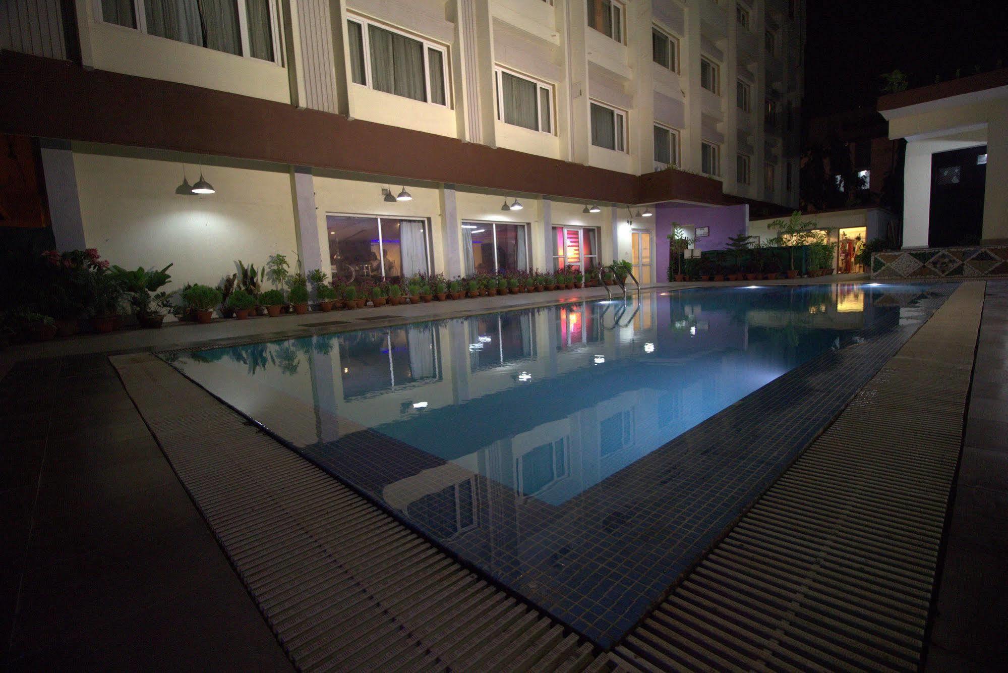 Ira By Orchid Bhubaneswar Exterior foto