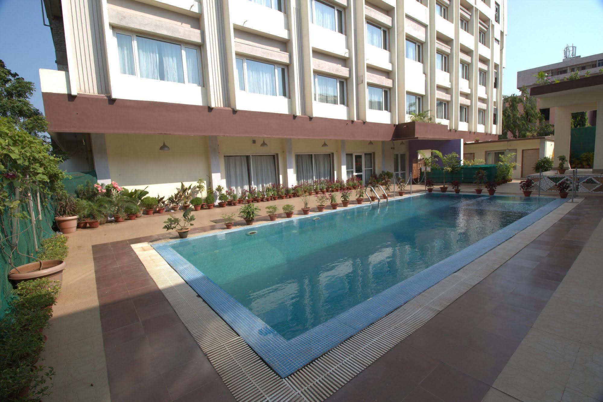 Ira By Orchid Bhubaneswar Exterior foto