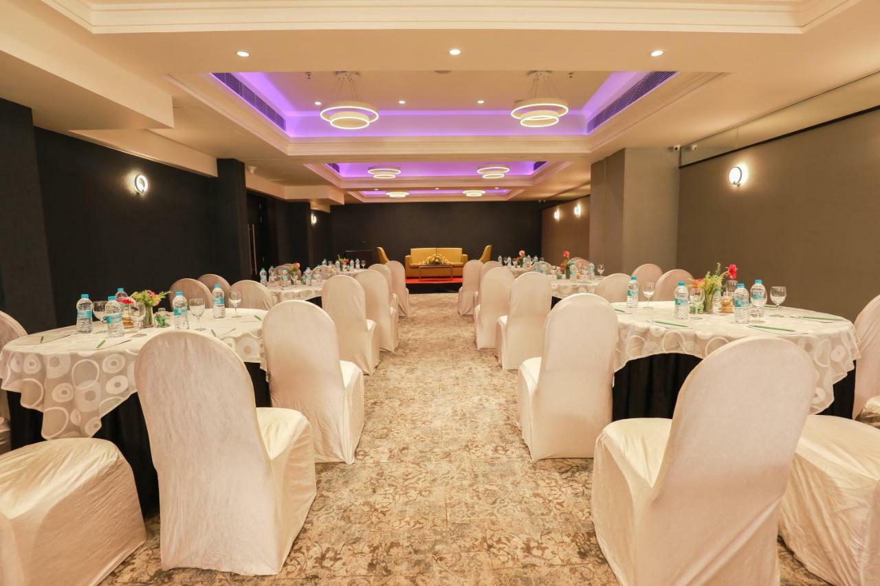 Ira By Orchid Bhubaneswar Exterior foto