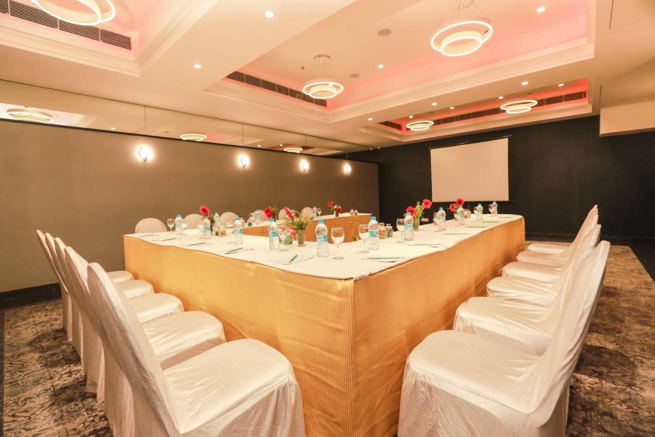 Ira By Orchid Bhubaneswar Exterior foto